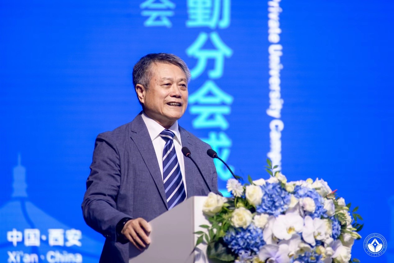 牛維麟.jpg