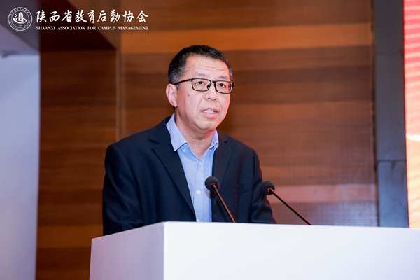 朱文凱主持大會第二階段.jpg